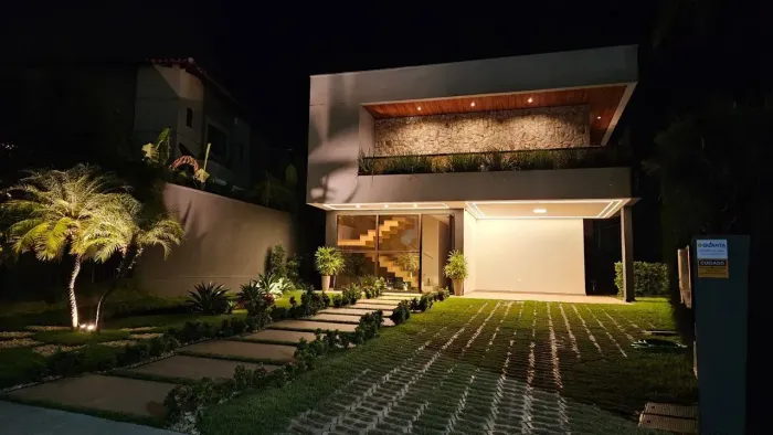 Casa Exclusiva no Alphaville Fortaleza  5 Suítes, Energia Solar e Poço Profundo