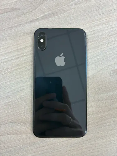 iPhone XS - 64GB