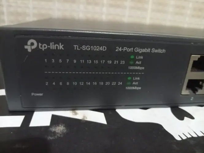 Switch TP-Link TL-SG1024D 24 Portas Gigabit 10/100/1000 Mbps
