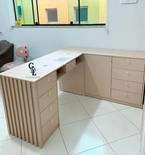 Mesa para nails design| feita sob encomenda encomenda