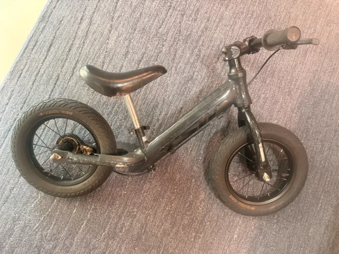 Bicicleta de equilíbrio