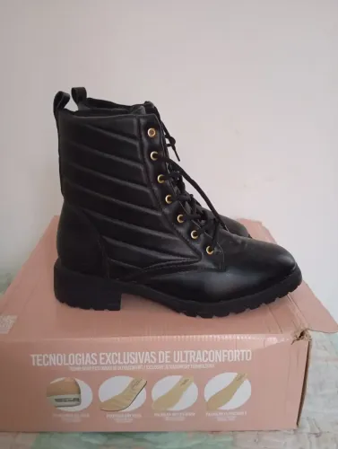 Bota feminina 