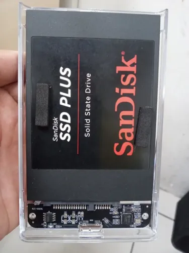 SSD SanDisk Plus 240GB + Case Externa USB 3.0 Transparente