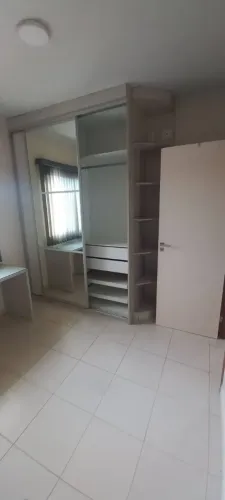 Imóvel para aluguel e venda possui 3 quartos, SENDO 1 SUITE/SEMI MOBILIADO
