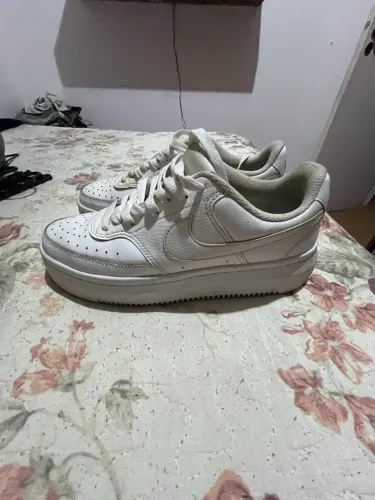 Nike court Vision branco tam 38,39