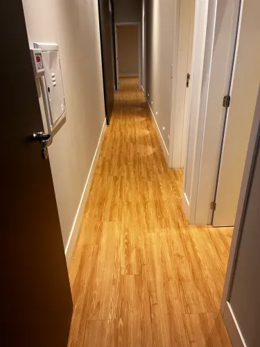 Kit completo instalado: piso Laminado 