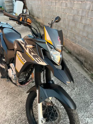 XRE 300 Adventure