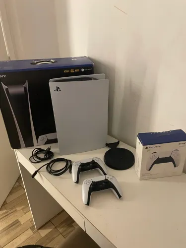PS5 Fat Mídia Digital - 825 GB + 2 Controles + suporte + Caixa Original