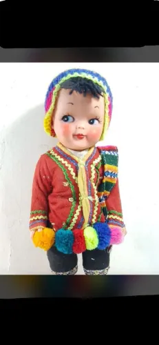 Boneco com trajes típicos da Guatemala