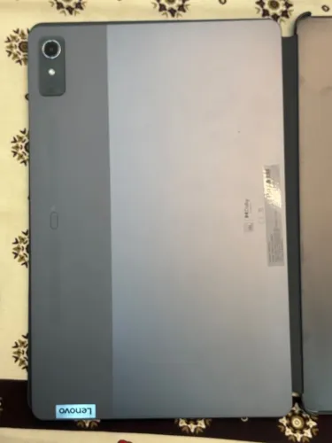 Tablet Lenovo P12 em excelente estado, ideal para estudo, trabalho e entretenimento.