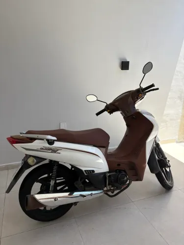Vendo moto shineray jet 125