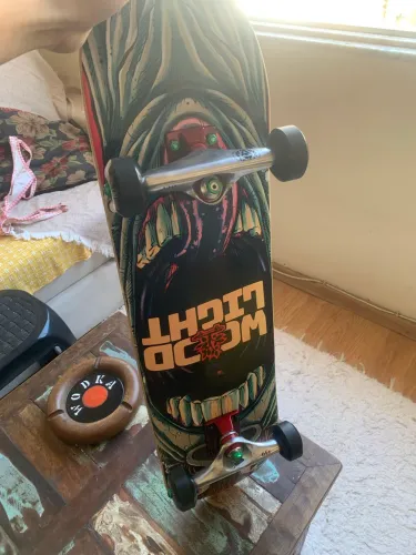 Skate-semi novo 