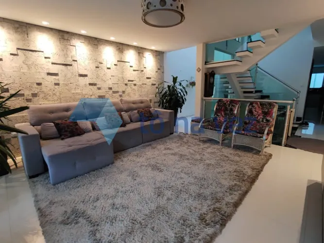 Casas & Sobrados 3 dormitório(s) em Vila Assunção