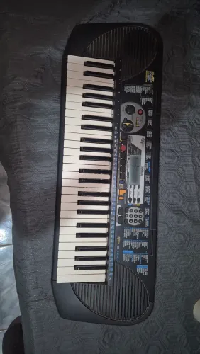 Teclado musical Yamaha PSR-79