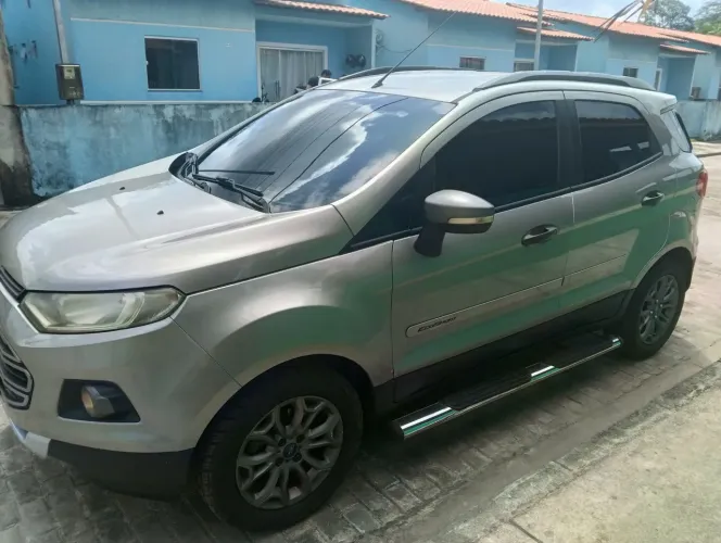 Ford Ecosport Freestyle 1.6 16V Flex 5P 2015