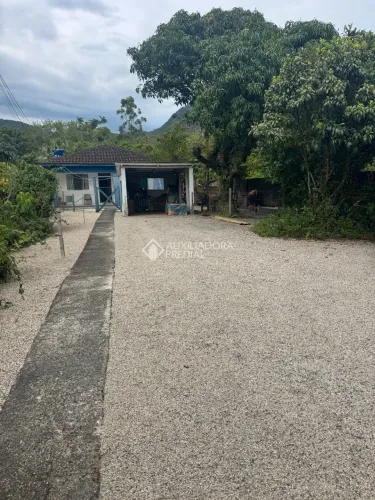 Terreno em Área Tranquila da Baldicero Filomeno - Florianopolis