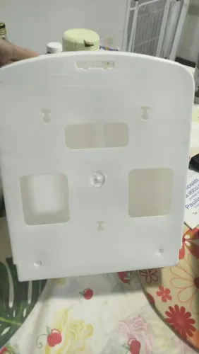 Depósito de papel toalha pra estabelecimento de comerciais