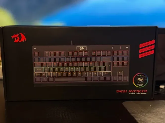 Teclado Mecanico Gamer Redragon Dark Avenger RGB