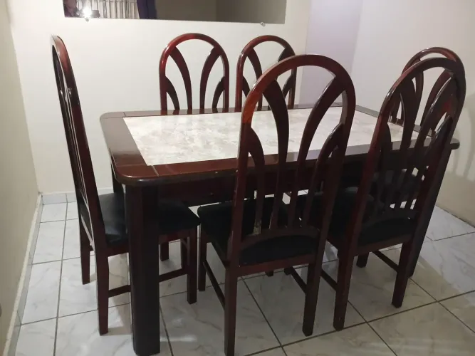 Vendo mesa madeira