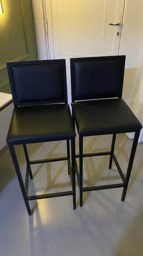 2 BANQUETAS por R$270,00