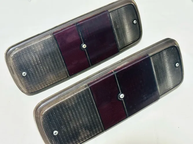 Lanterna traseira kombi Clipper (estoque antigo Grow)