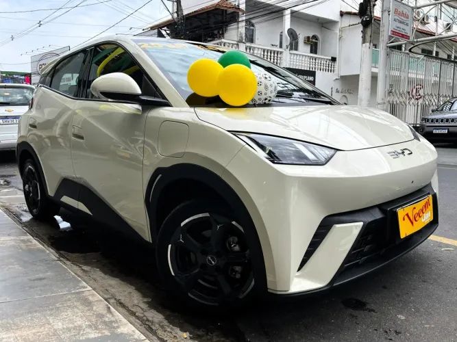BYD Dolphin EV (Elétrico) 2025