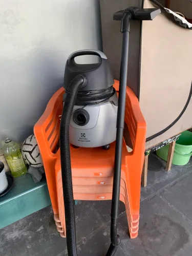 Aspirador eletrolux 1400wtz