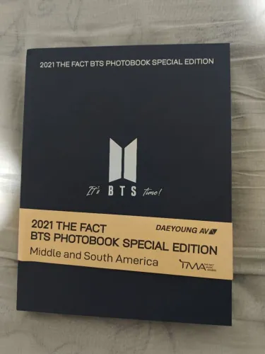 BTS photobook edicao especial 2021