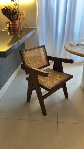 Duas Cadeiras Capitol Office - Casa Ática Design de Pierre Jeanneret 