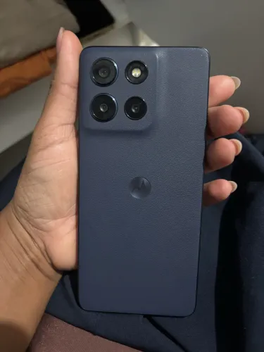 Motorola seminovo - 2 meses de uso - excelente estado