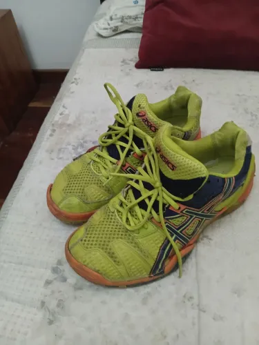 Tênis Asics original 40