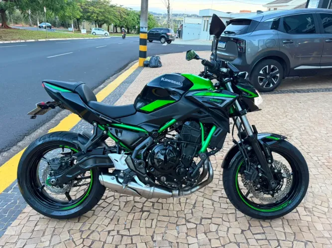 KAWASAKI Z 650 