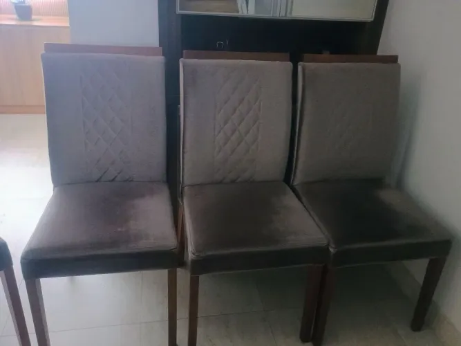 Cadeiras estofadas 