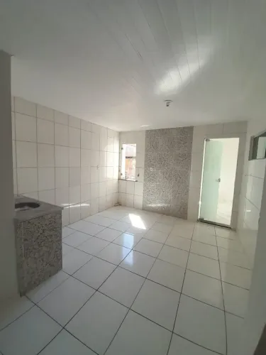Imóvel para aluguel possui 50 metros quadrados com 2 quartos em Guamá - Belém - PA