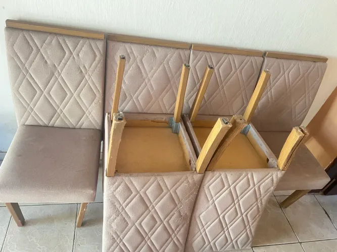 Cadeiras estofadas