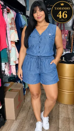 UM Macacão jeans e dois vestidos N46