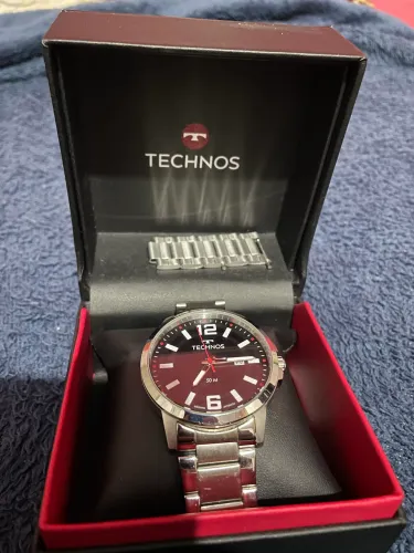 Vendo relógio TECHNOS