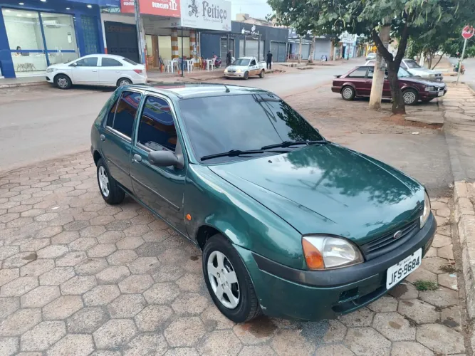 Ford Fiesta GL Class 1.0i 5P 2000