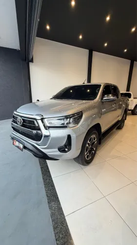 Toyota Hilux CD SRX 4X4 2.8 TDI 16V Diesel Aut. 2022