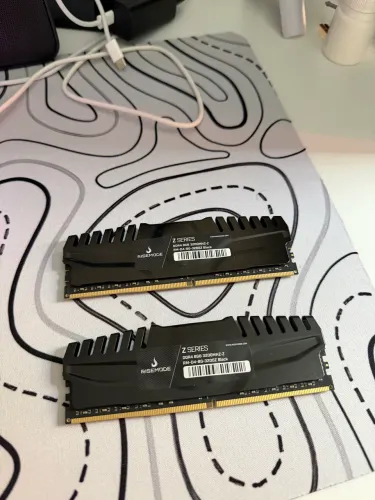 Memória RAM 8GB 3200mhz DDR4