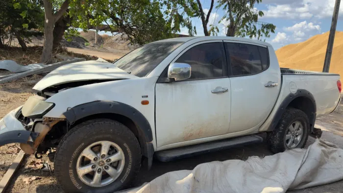 Mitsubishi L200 Triton GLS 3.2 CD TB Int.diesel MEC 2015