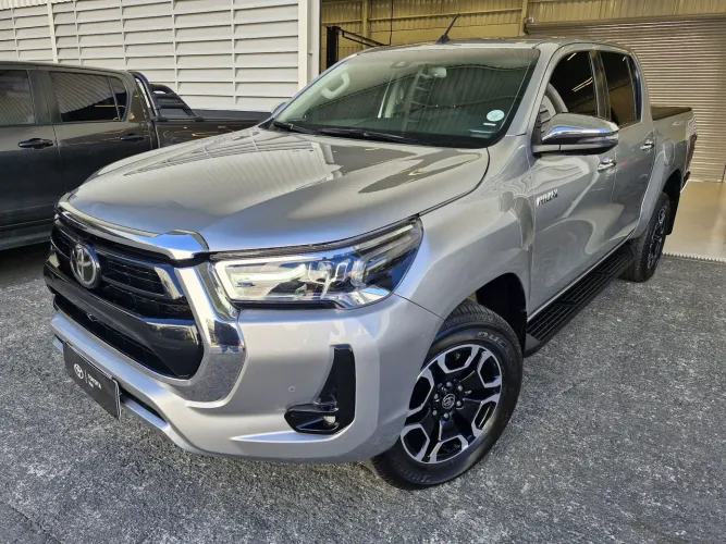 Toyota Hilux CD SRX 4X4 2.8 TDI 16V Diesel Aut. 2024