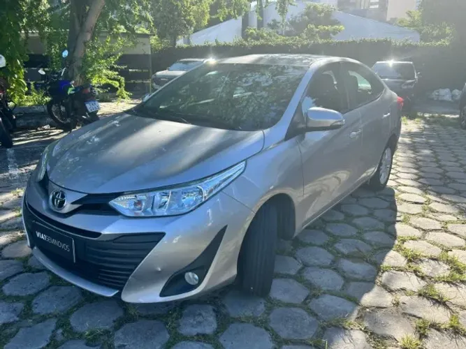 Toyota Yaris XL Sedan 1.5 Flex 16V 4P Aut. 2019