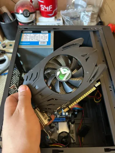 Placa de Vídeo GT 730 4GB - Ótimo Desempenho em Jogos