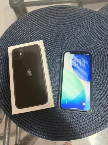 VENDO IPHONE 11 64GB