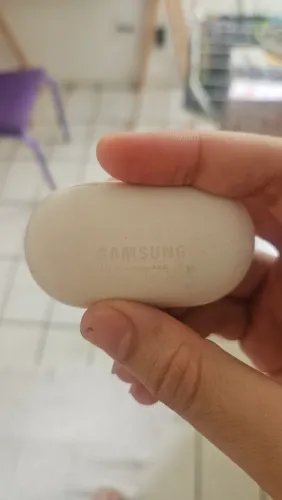 Fone de ouvido galaxy buds com caixa original