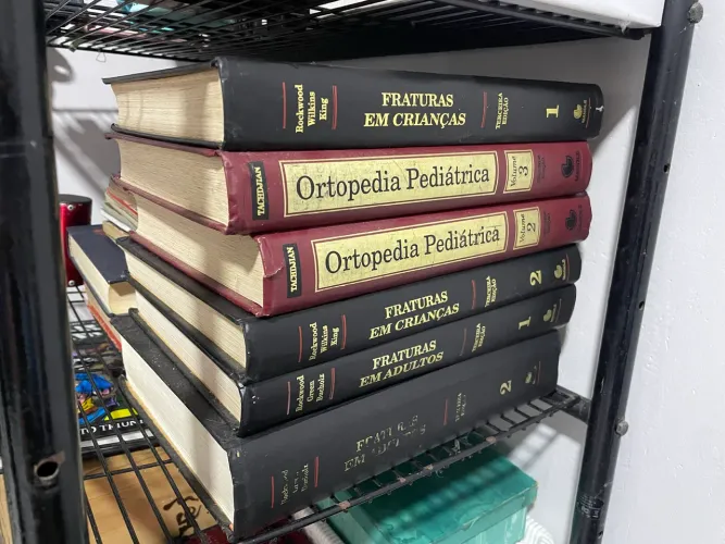 Livros Ortopedia - Medicina - V/T
