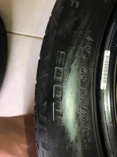 Vendo pneus aro 17 leia a descrição 