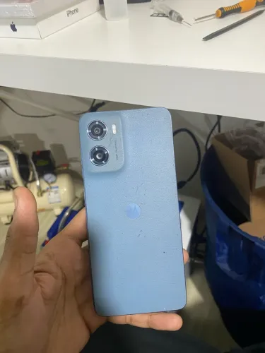 Moto G06 Acompanha caixa