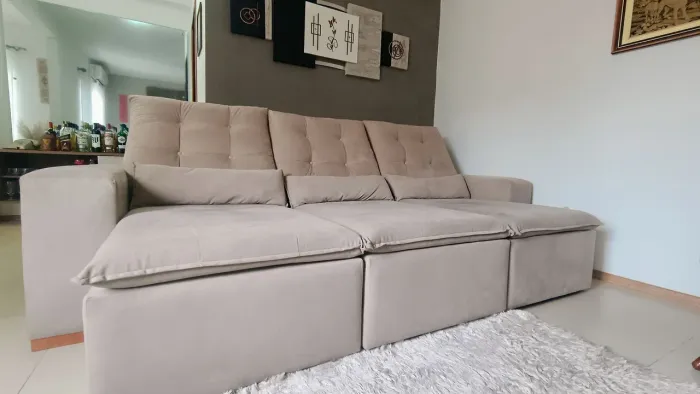 Sofá Retrátil alto padrão. 
